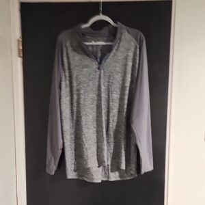 Under Armour Charcoal Heather Long Sleeve 1/4 Zip